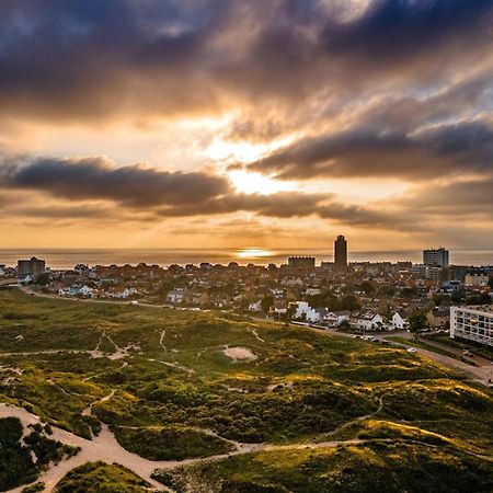 View With A Room Zandvoort With Private Parking Экстерьер фото