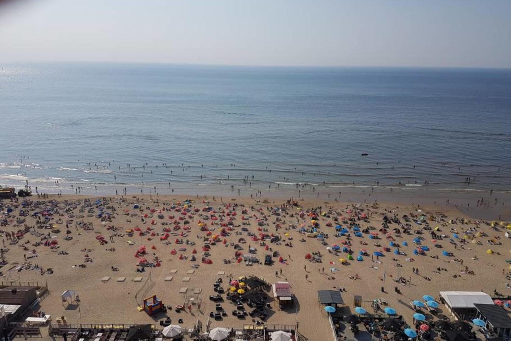 View With A Room Zandvoort With Private Parking Экстерьер фото