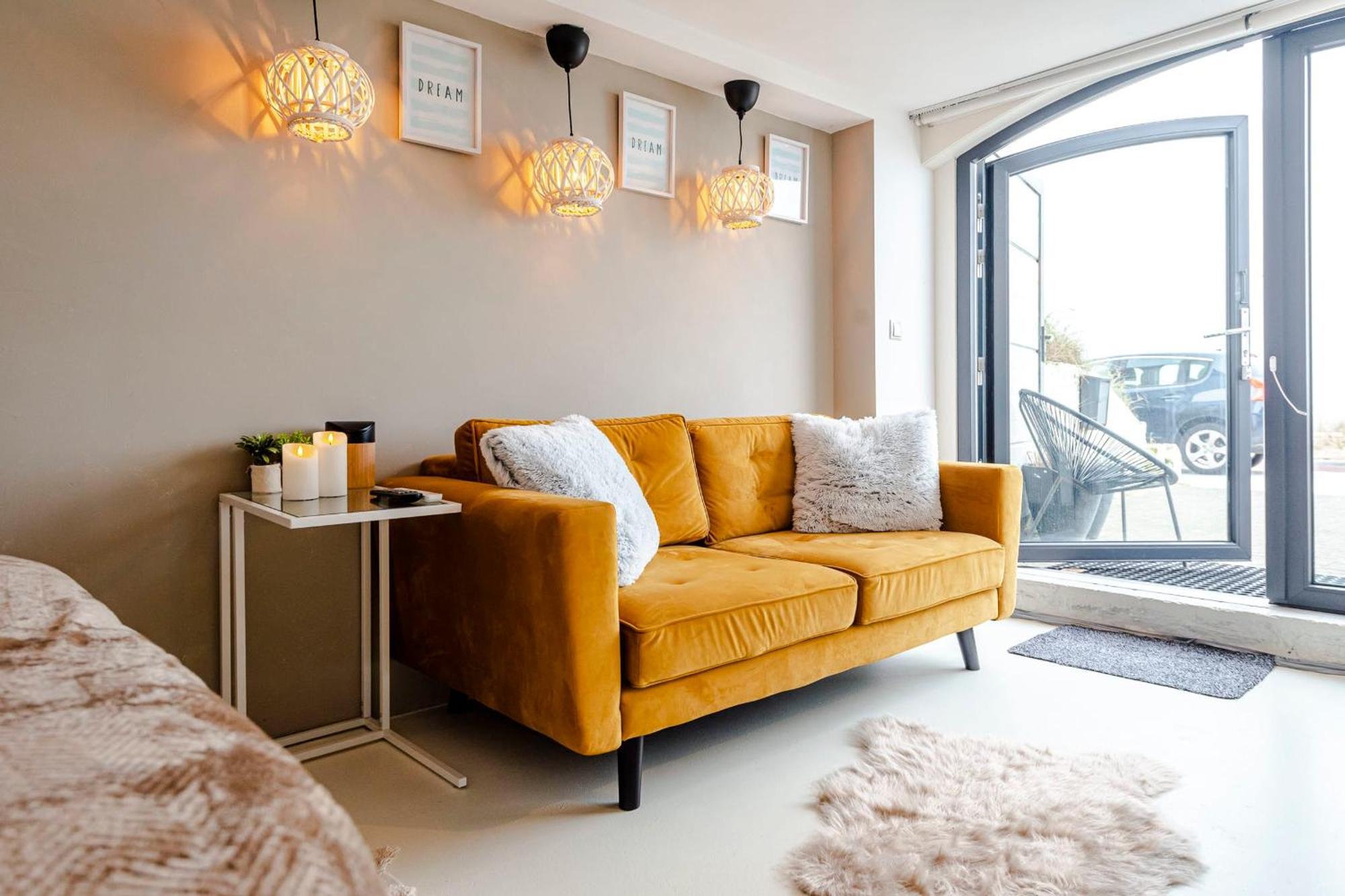 View With A Room Zandvoort With Private Parking Экстерьер фото