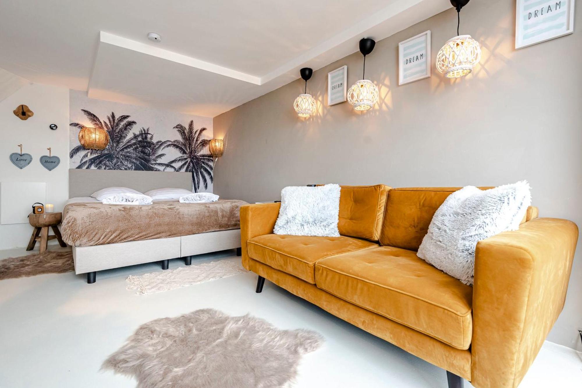View With A Room Zandvoort With Private Parking Экстерьер фото